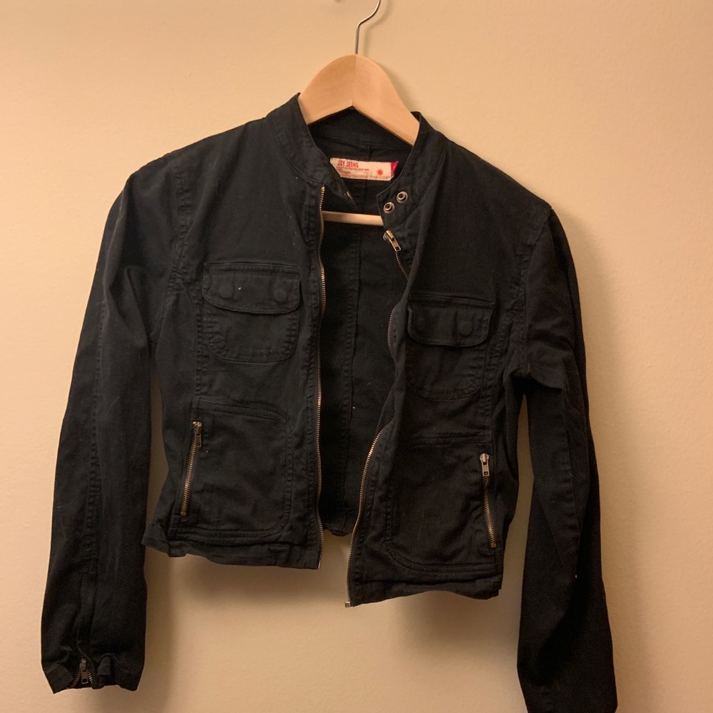 Cropped jacket